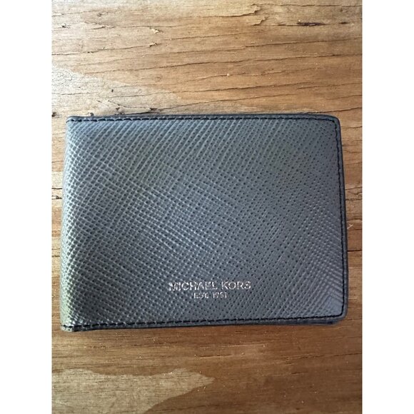 Michael Kors Mens Leather Bifold Wallet With ID Window